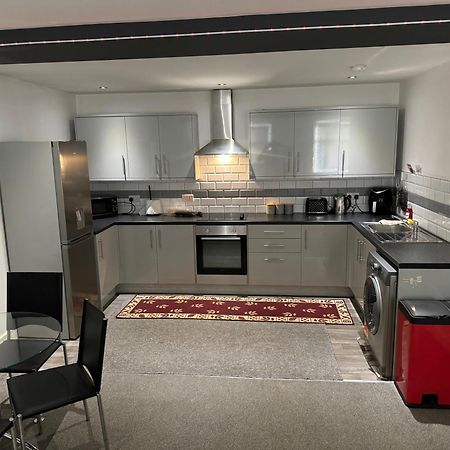 2 Bedroom Apartment In Doncaster City Centre Extérieur photo